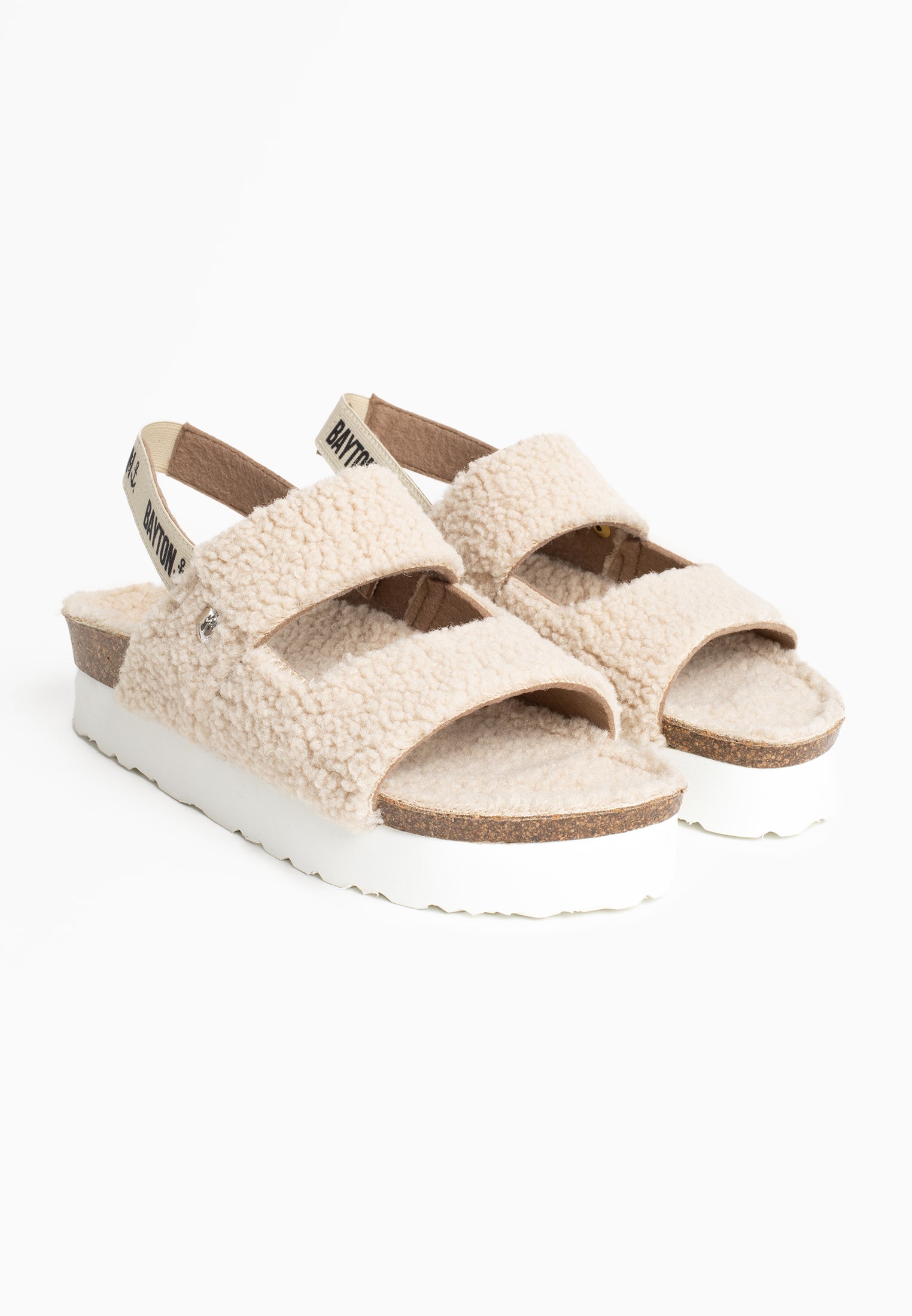 Sandalias beige con cuello alto