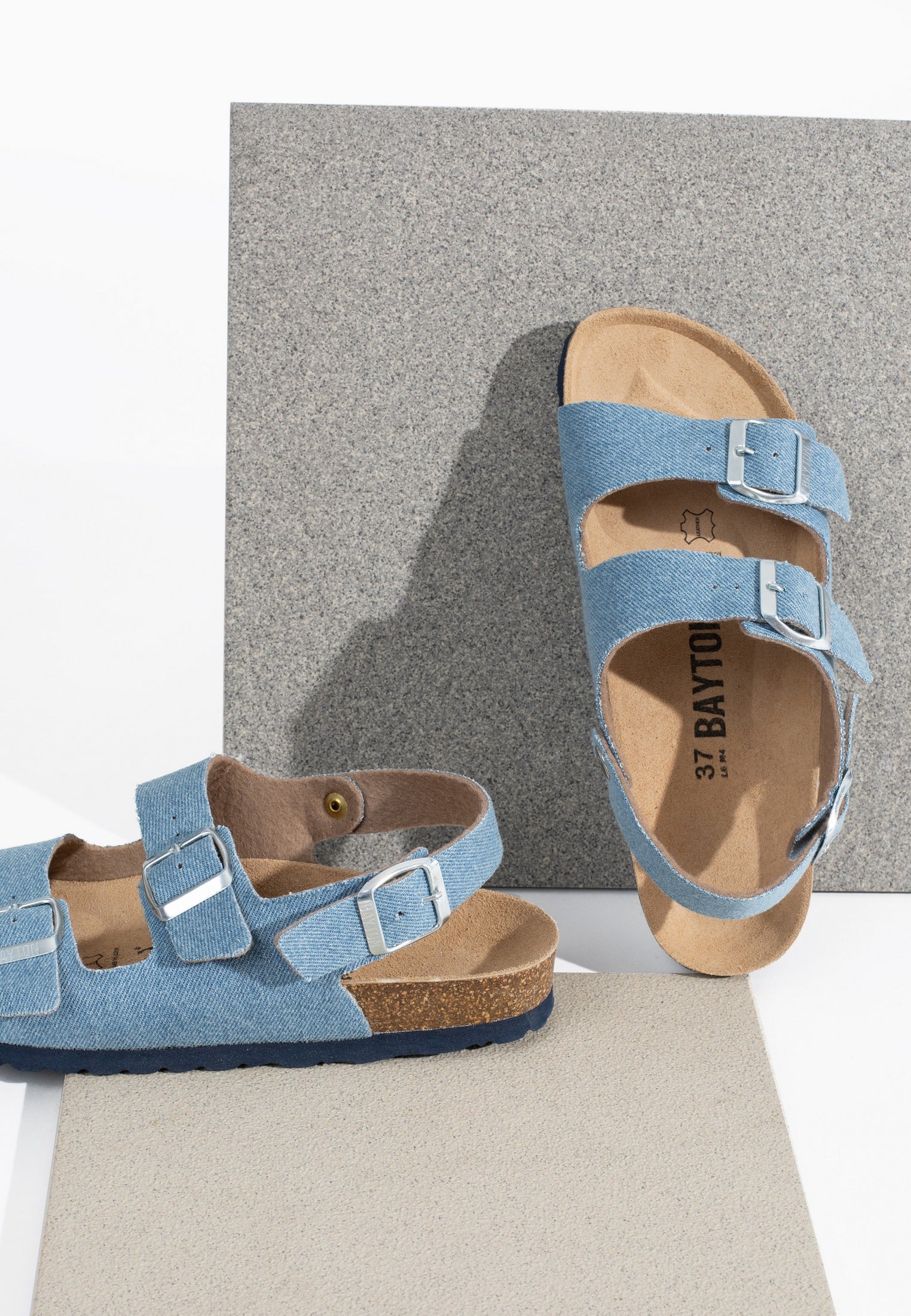 Sandalias vaqueras azul claro con múltiples tiras Achille