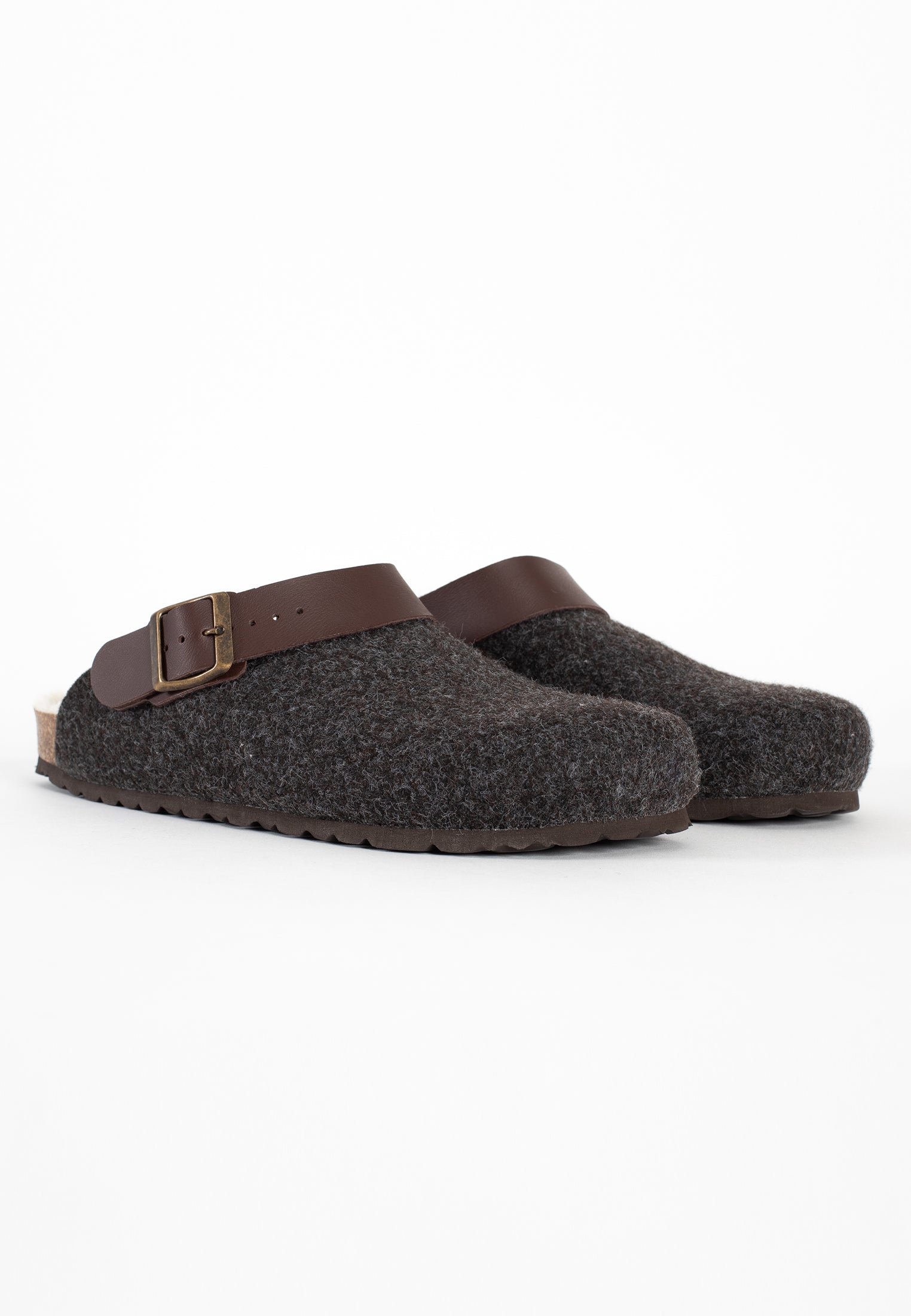 Noma Brown Clogs