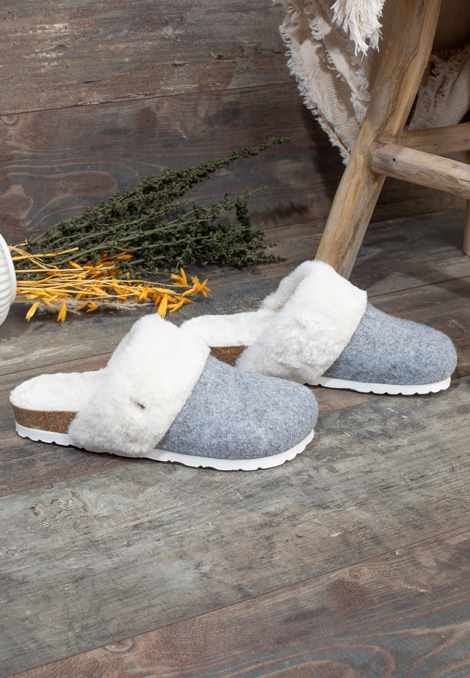 Moritz Gray Clogs