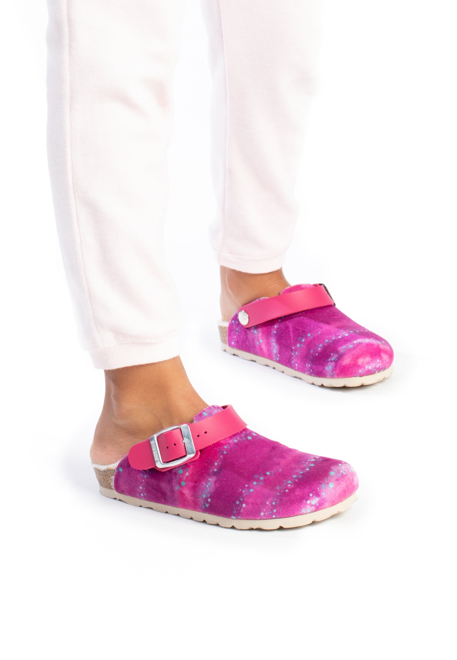 Noma Fuschia Clogs