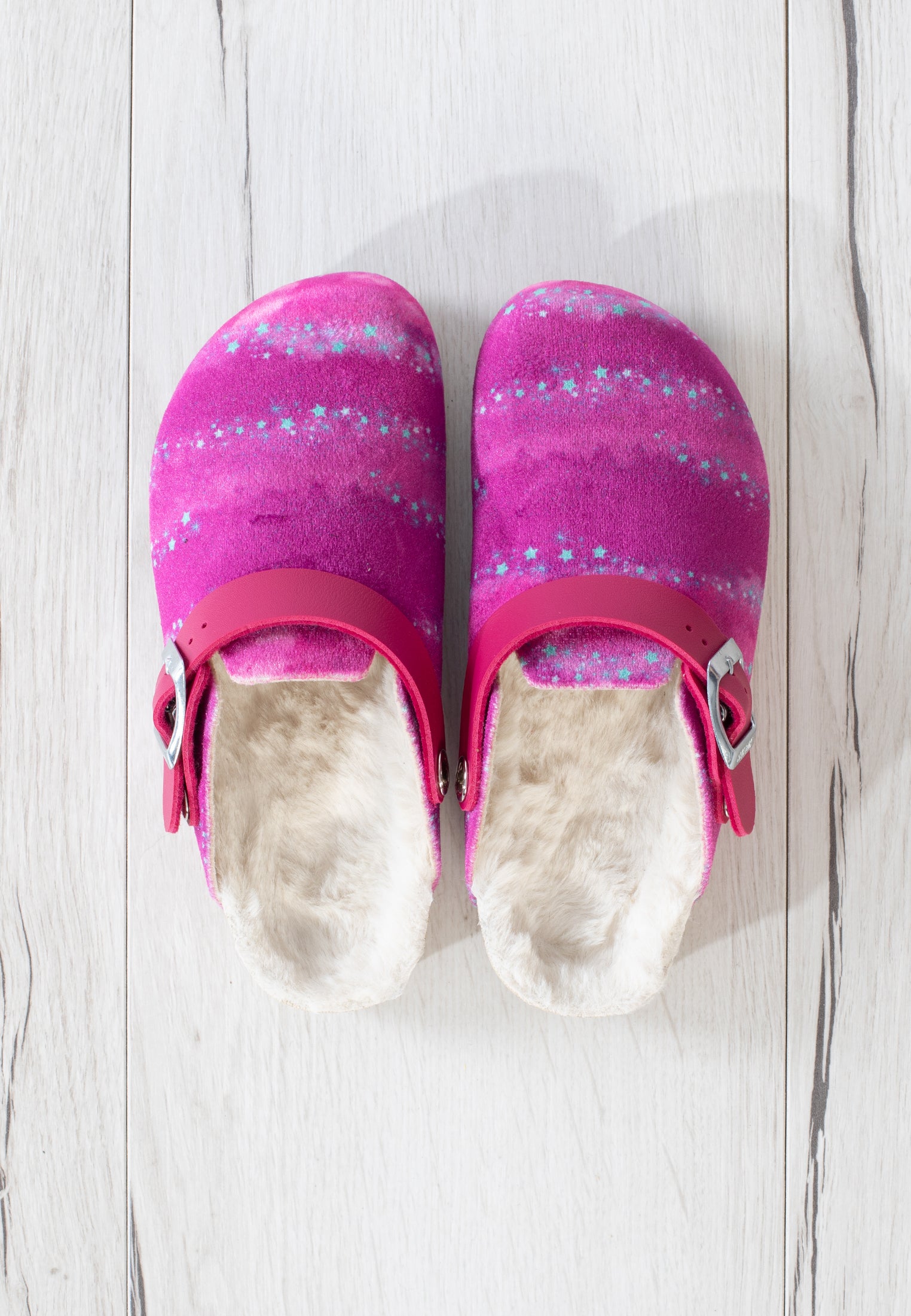 Noma Fuschia Clogs