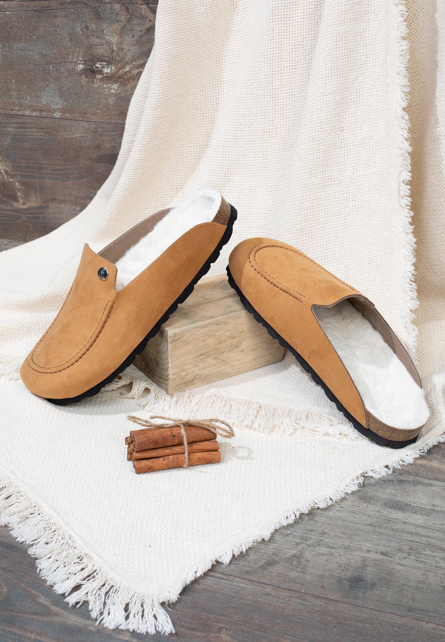 Caucasian Clogs Brown