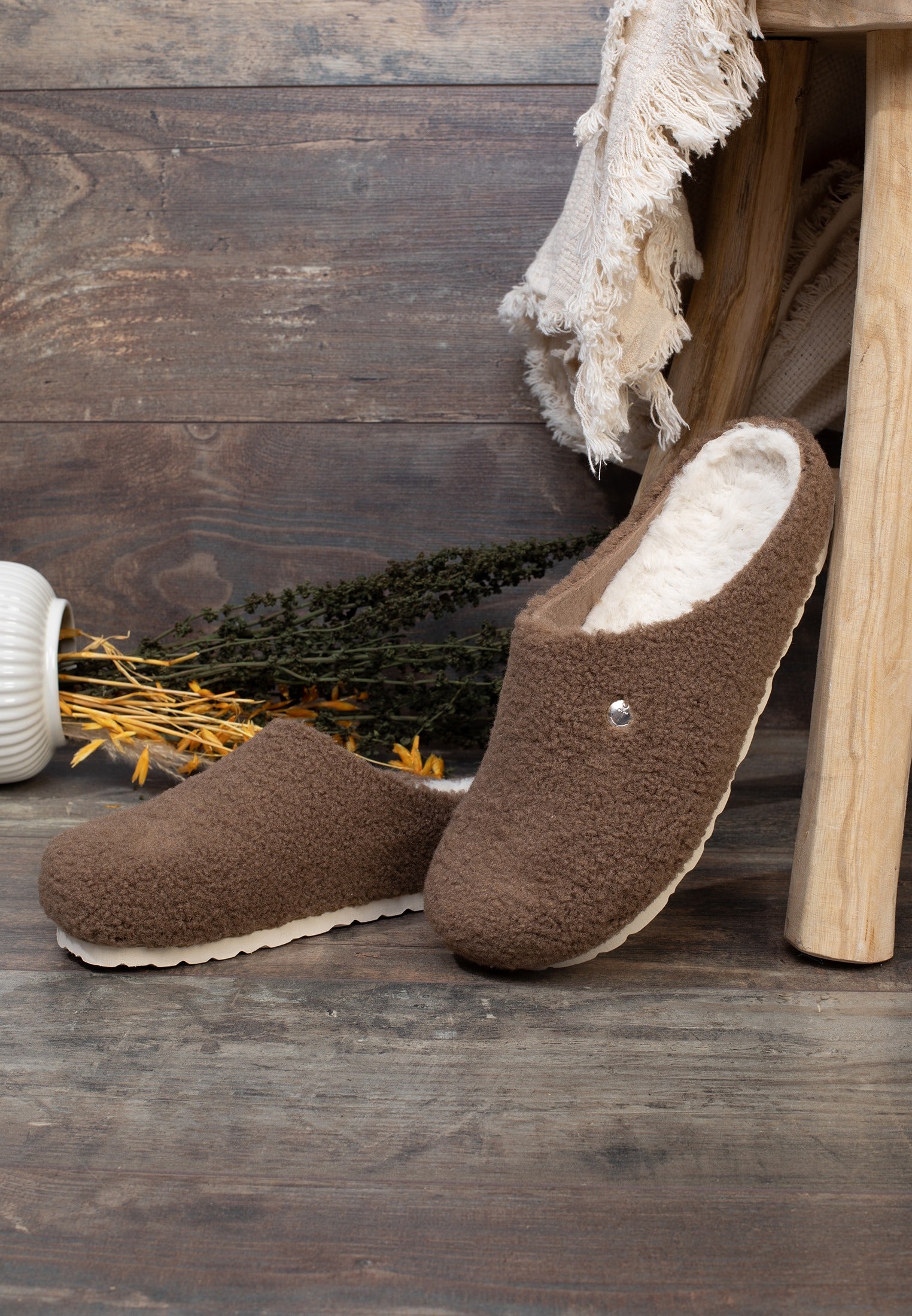 Clusaz Taupe Clogs