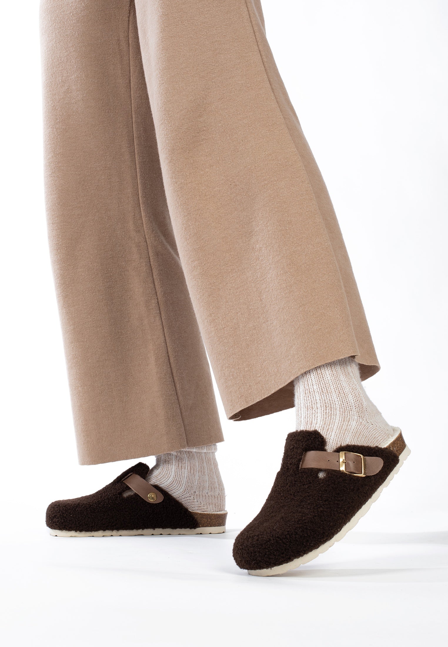 Kazan Brown Clogs