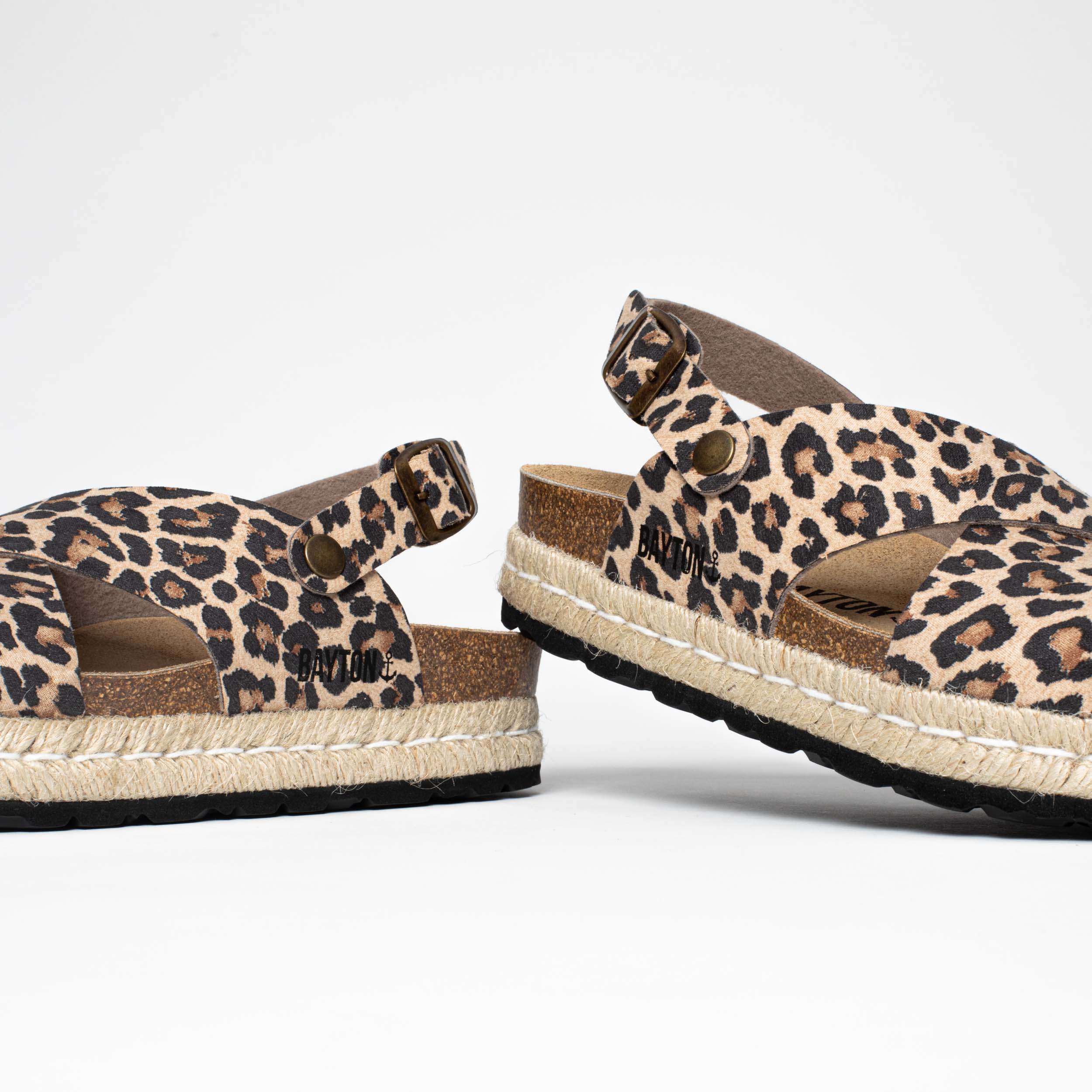 Sandalias con plataforma de leopardo Leida