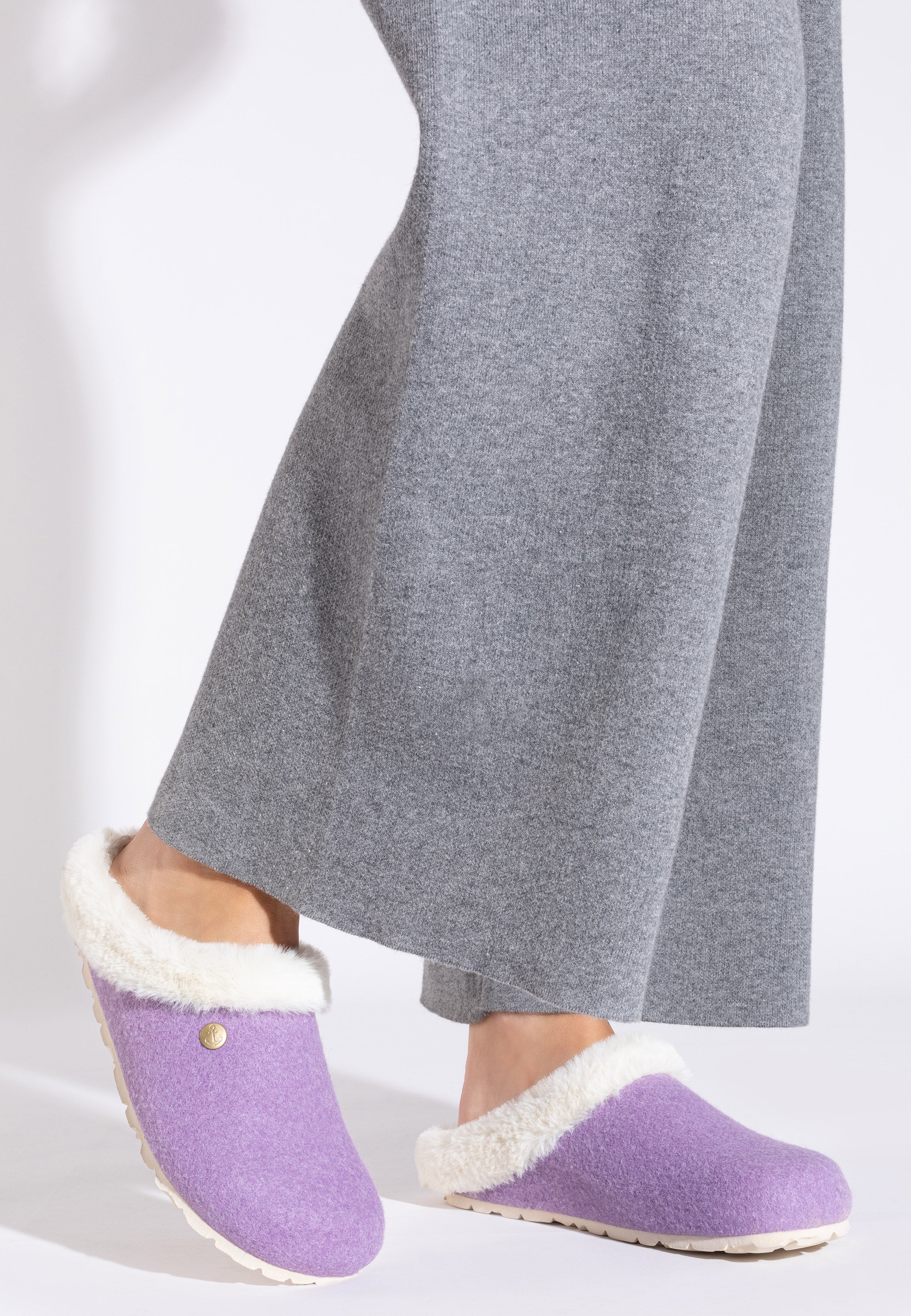 Everest Lila Clogs