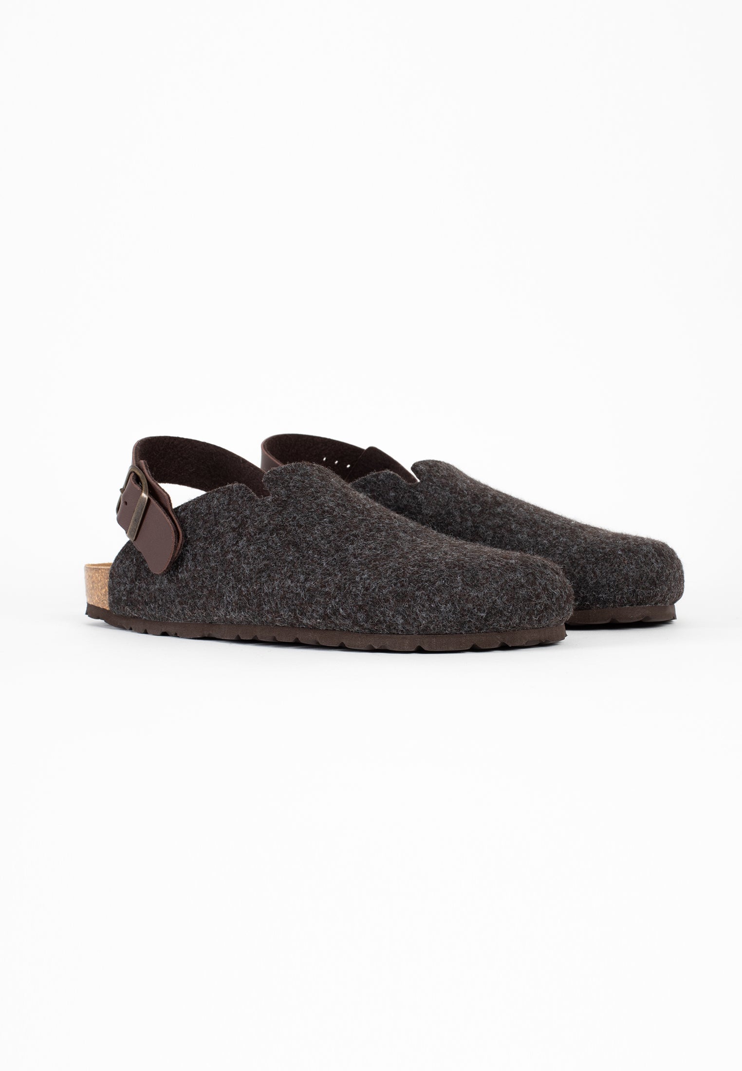 Noma Brown Clogs