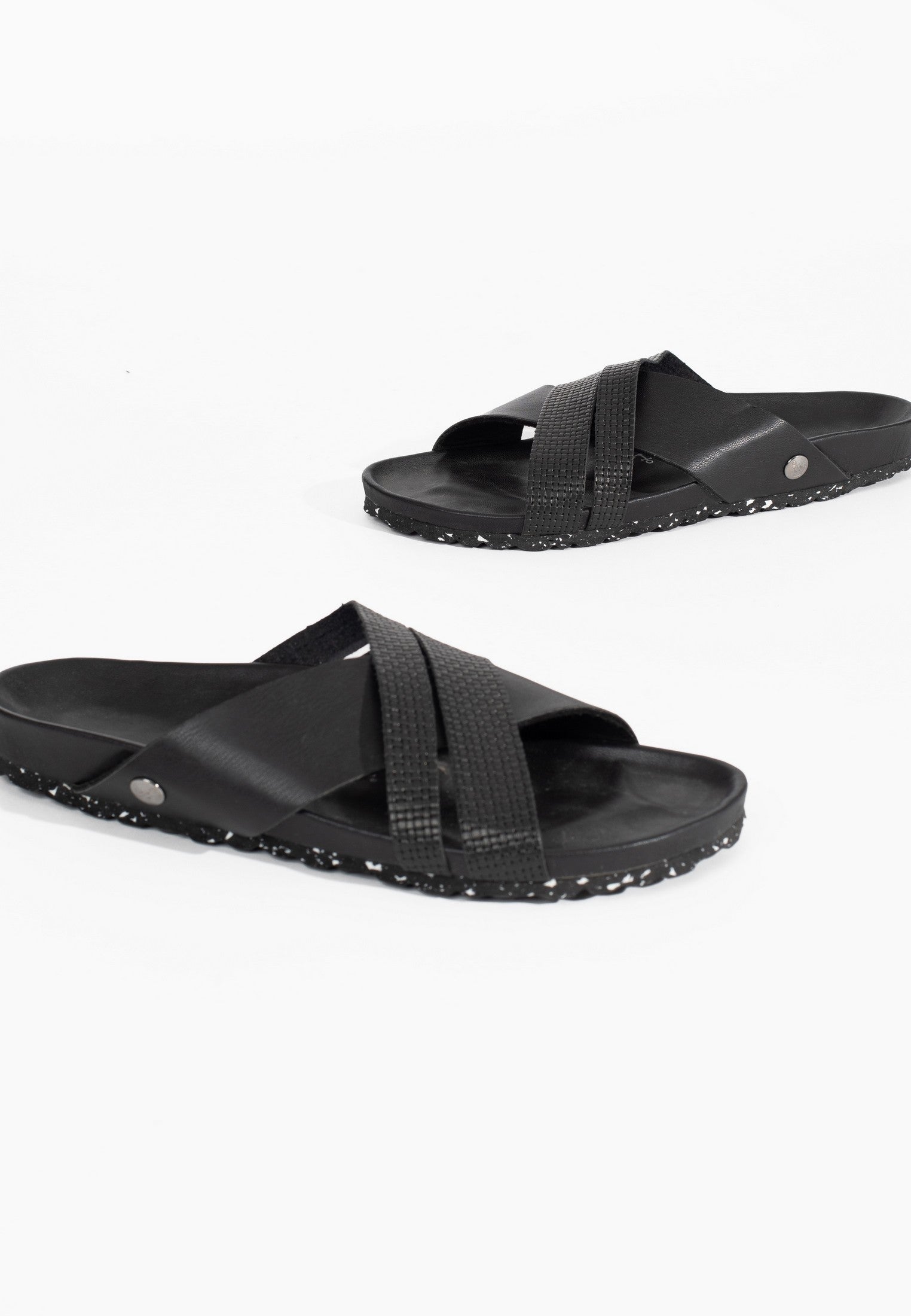 Sandales Conrad  Multibrides Noir_22347.jpg