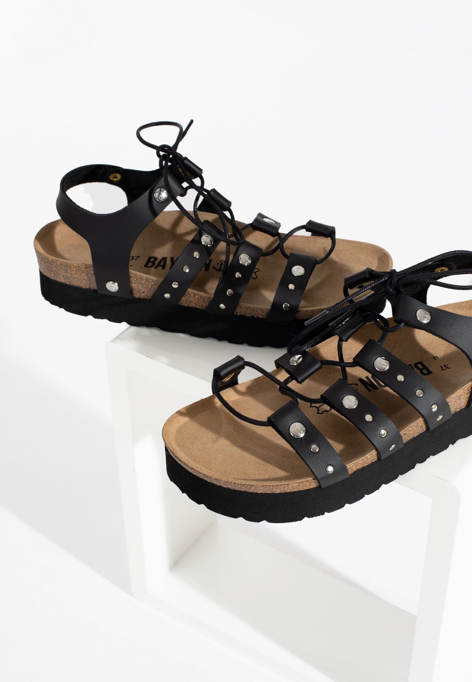 Sandalias Jaenelle Multitiras Negro