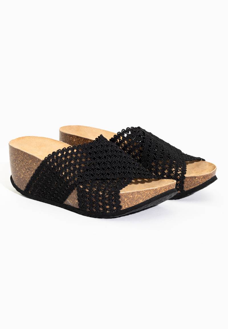 Sandalias Xelina Cuña Y Semicuña Negro