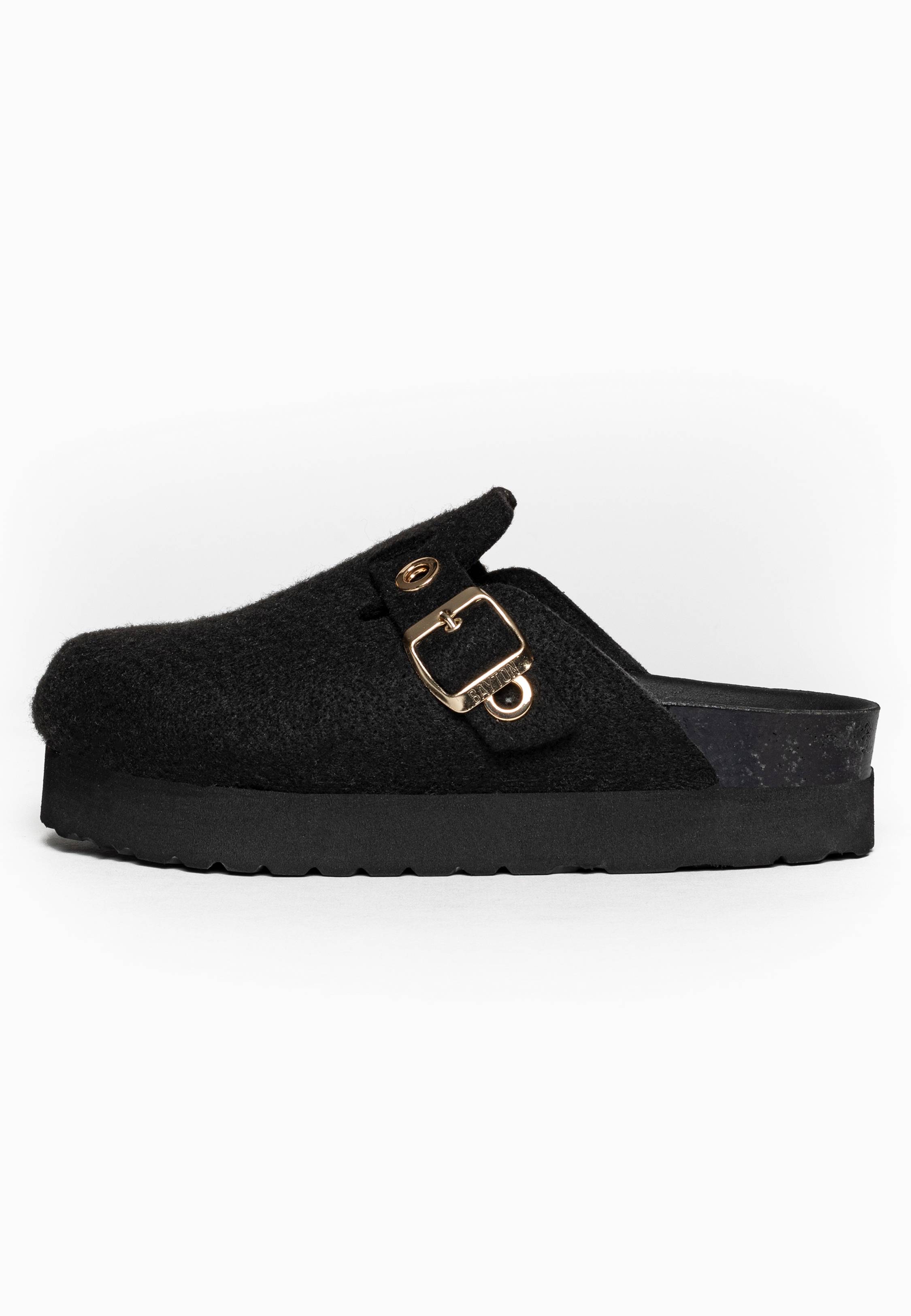 Amazone Black Platform Clogs