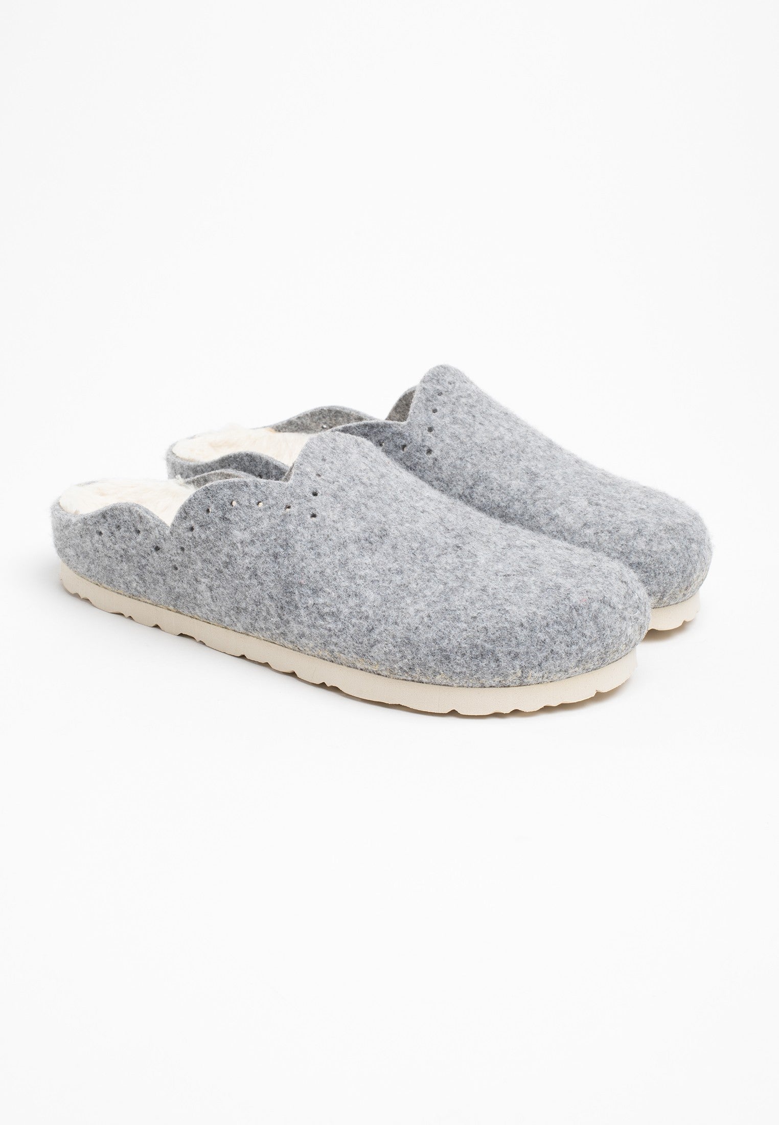 Alpilles Gray Clogs