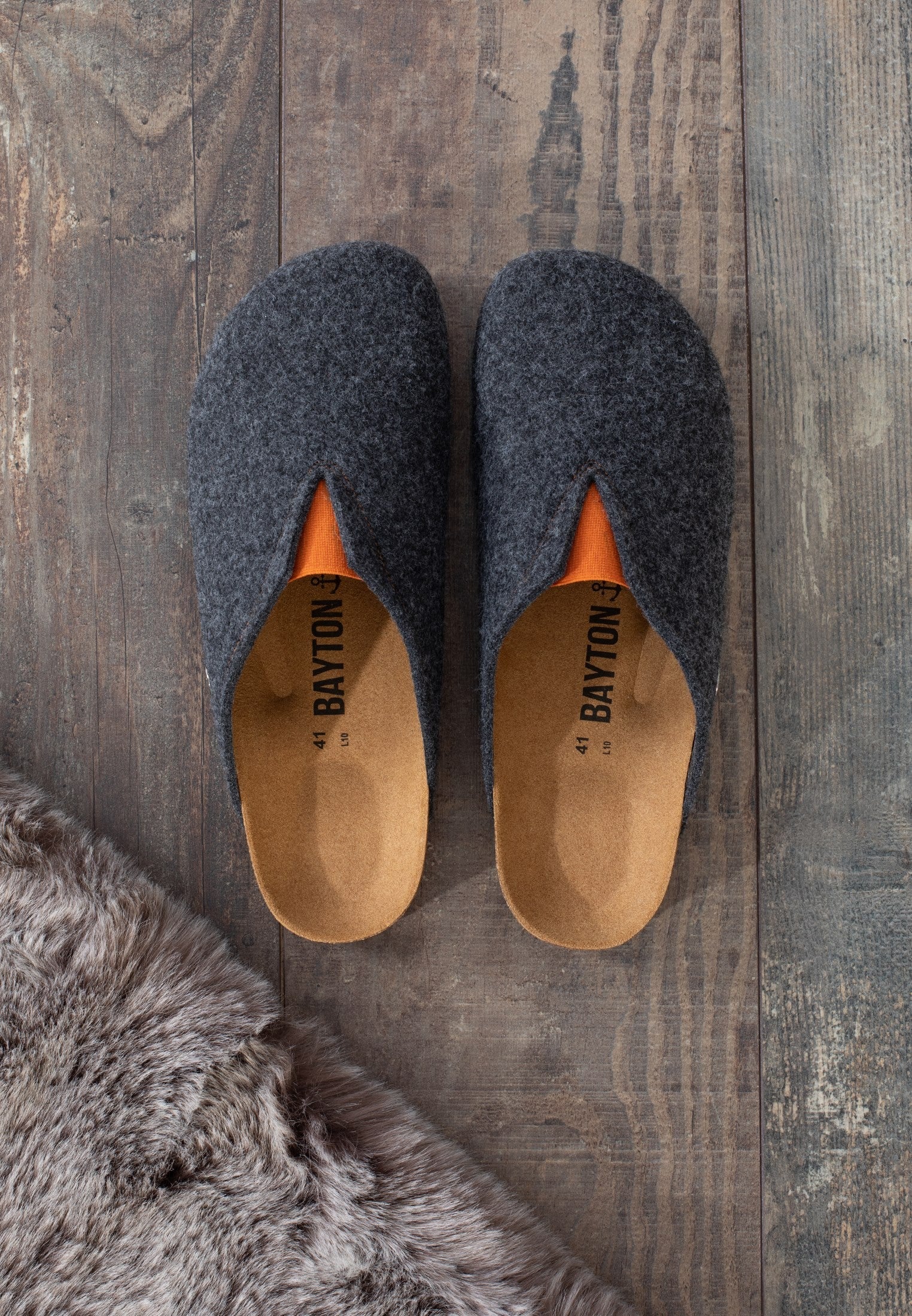 Fudji Dark Grey Clogs