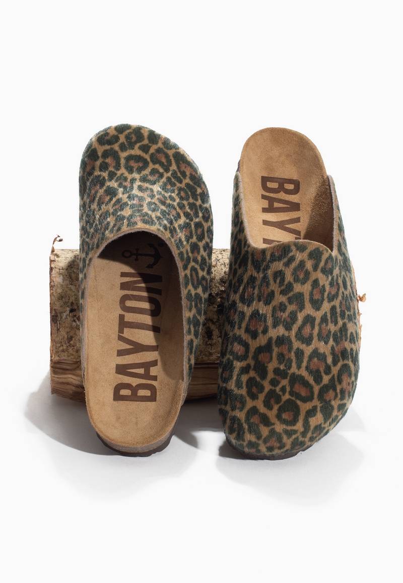 Malonki Leopard Clogs