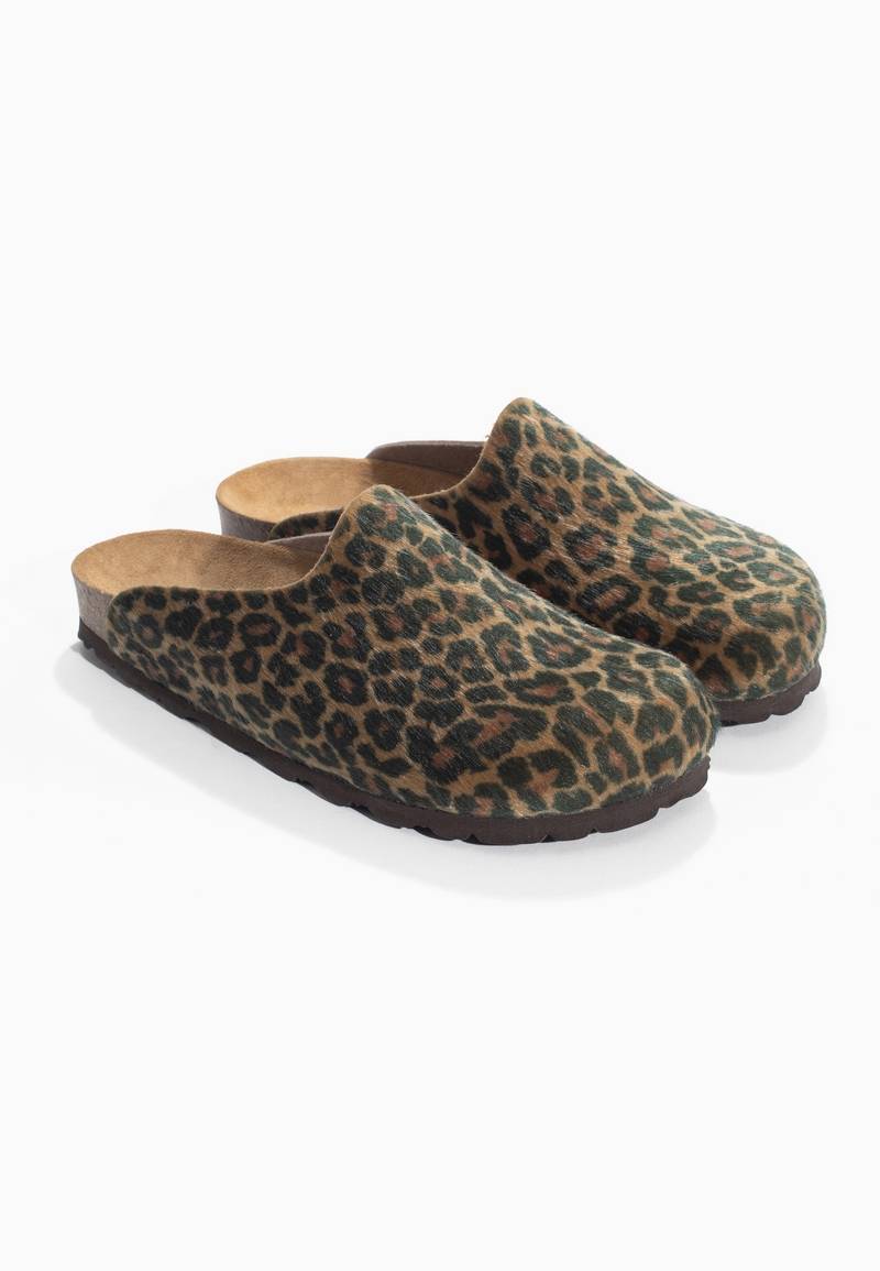 Malonki Leopard Clogs