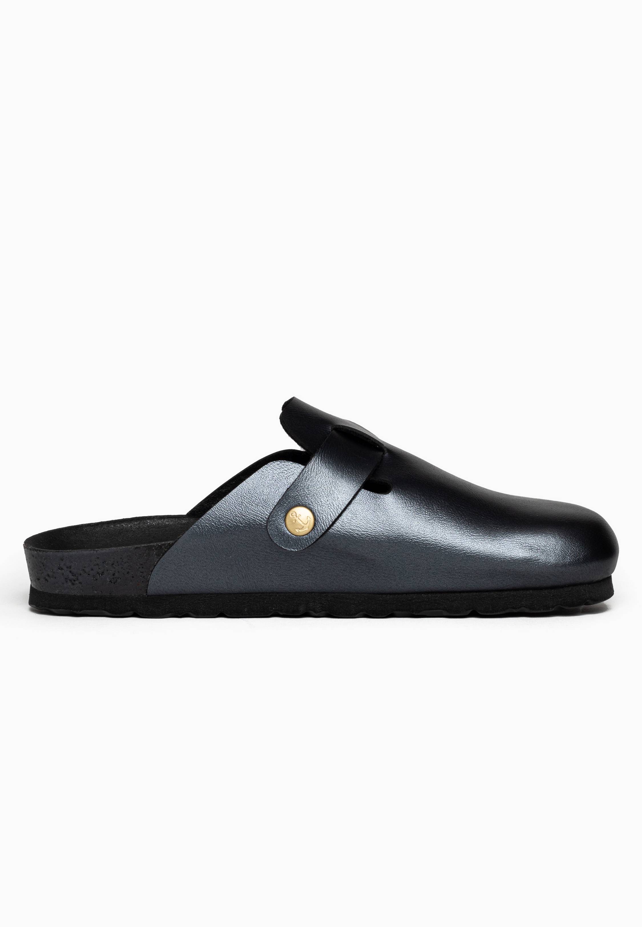 Moke Clogs Black