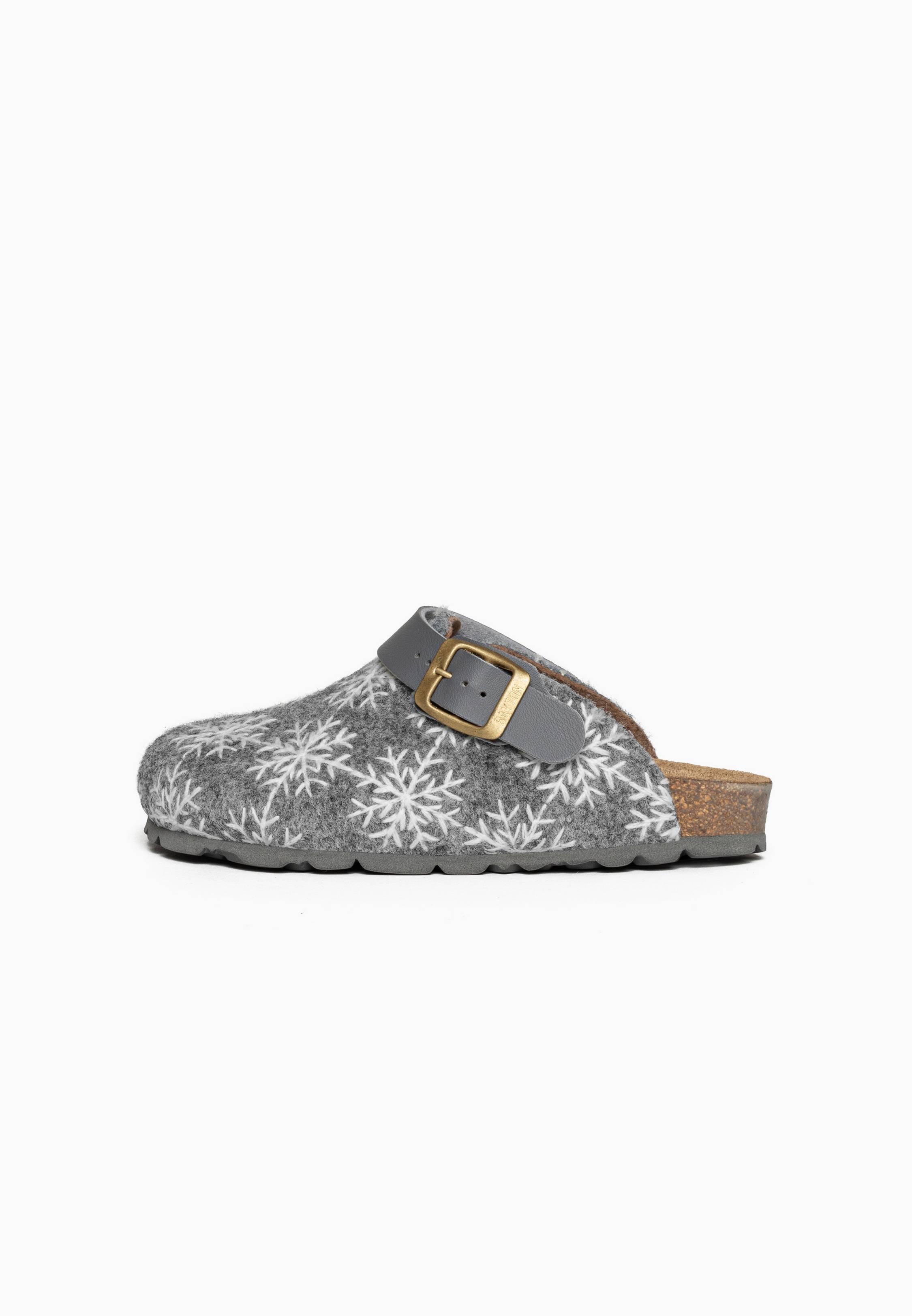 Noma Grey and White Clogs