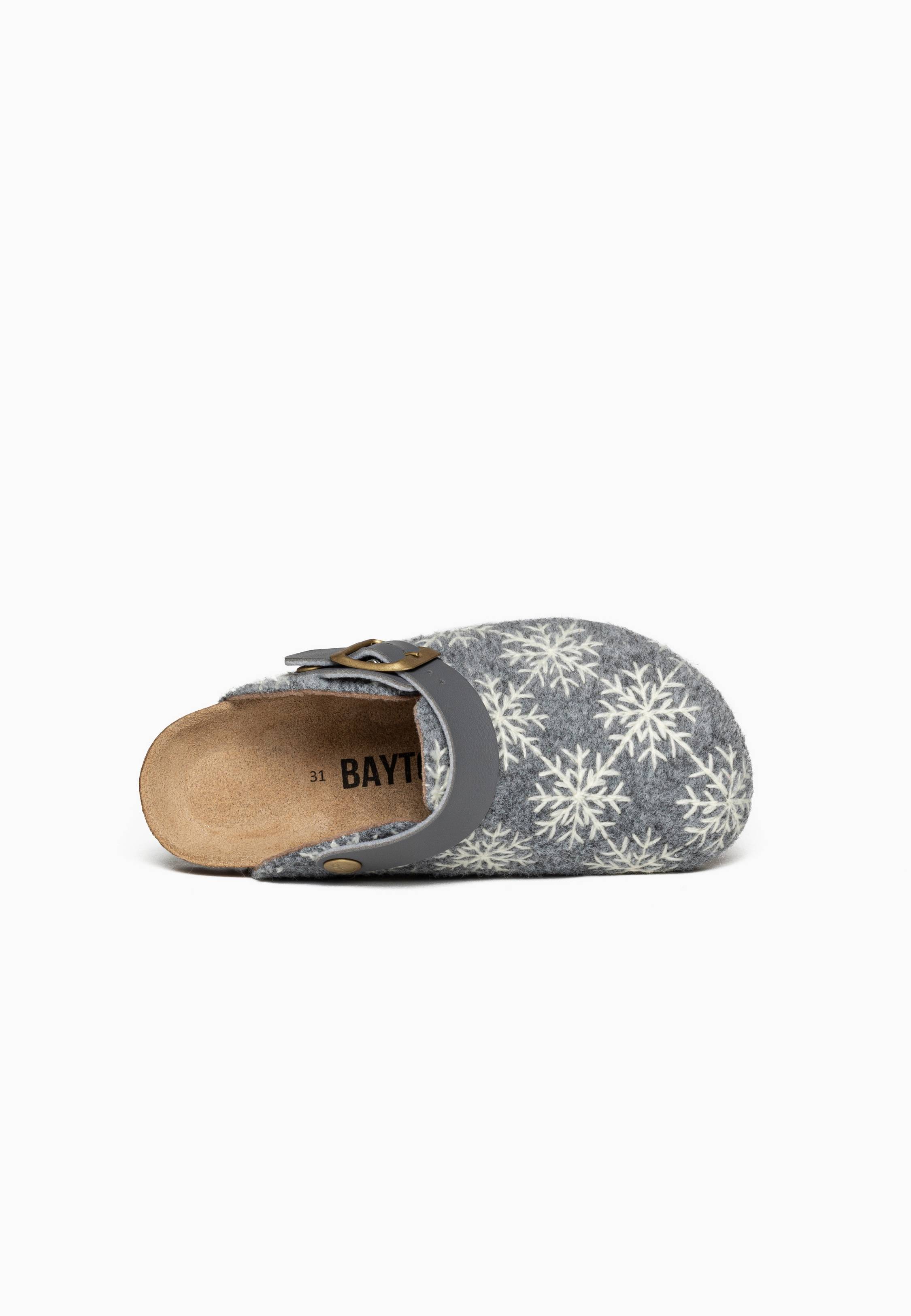 Noma Grey and White Clogs