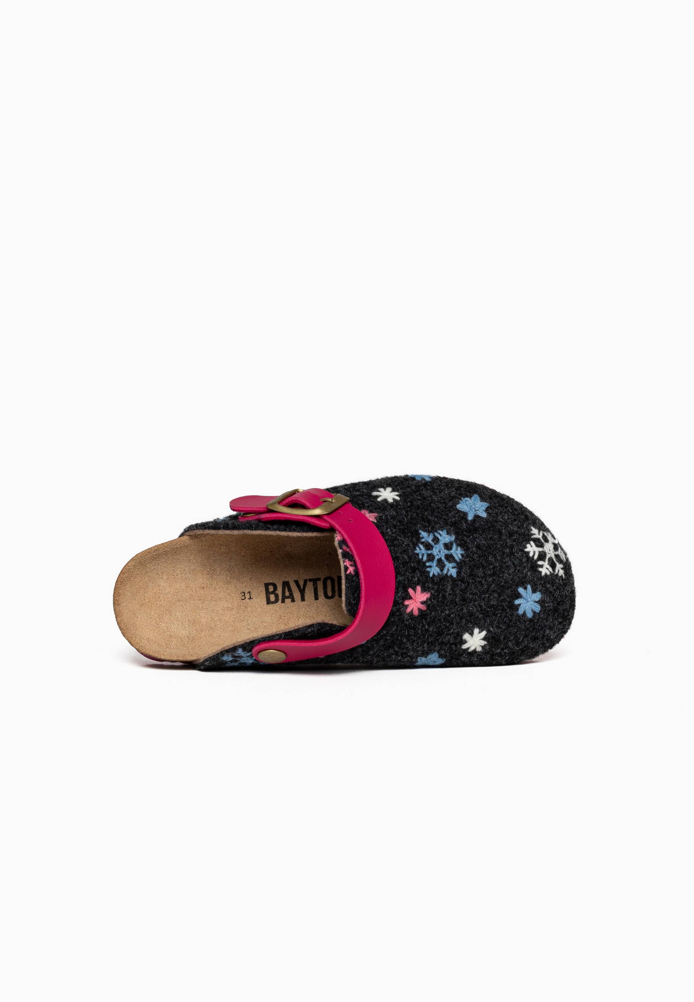 Noma Black and Multicolor Clogs