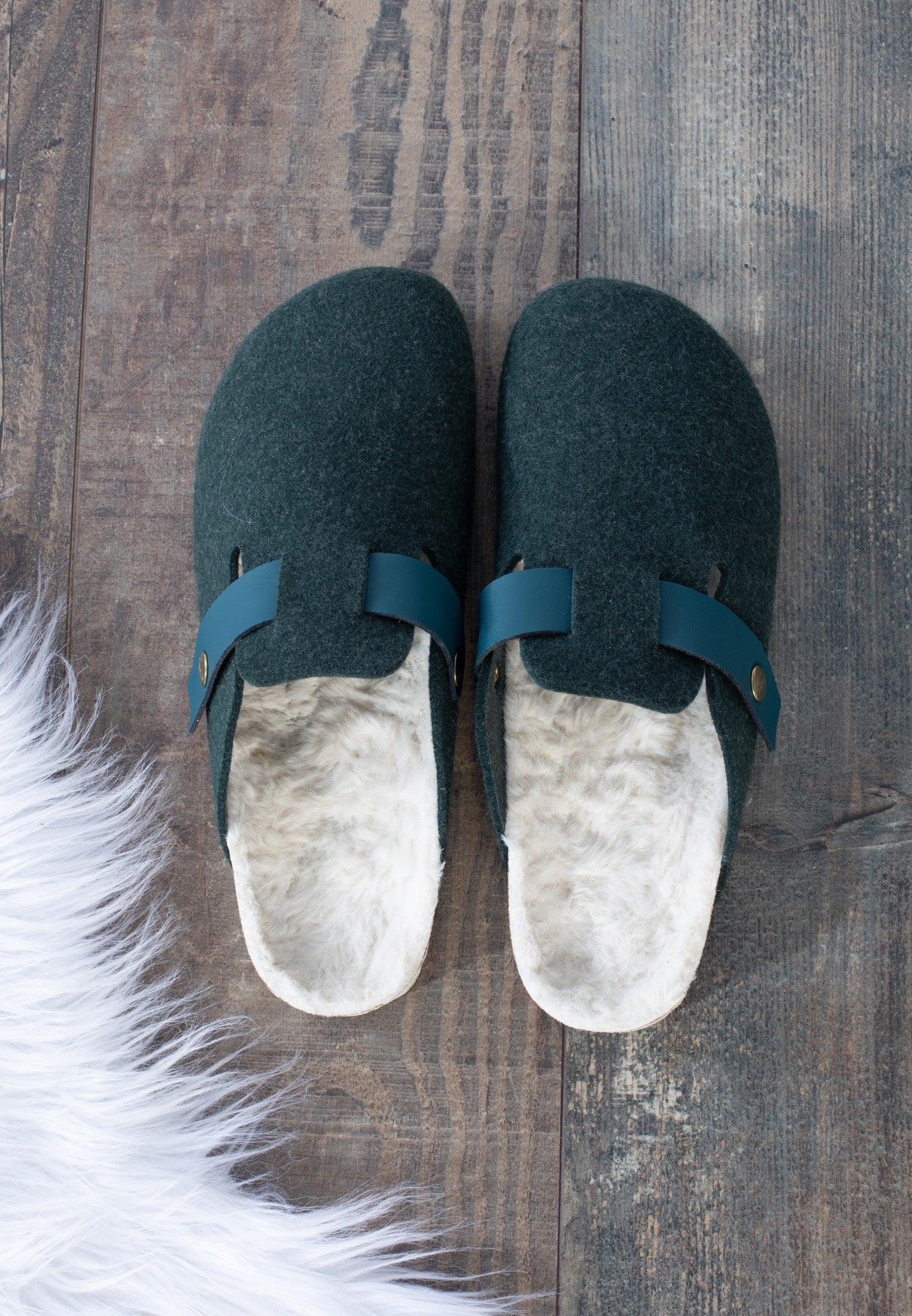 Solden Dark Green Clogs