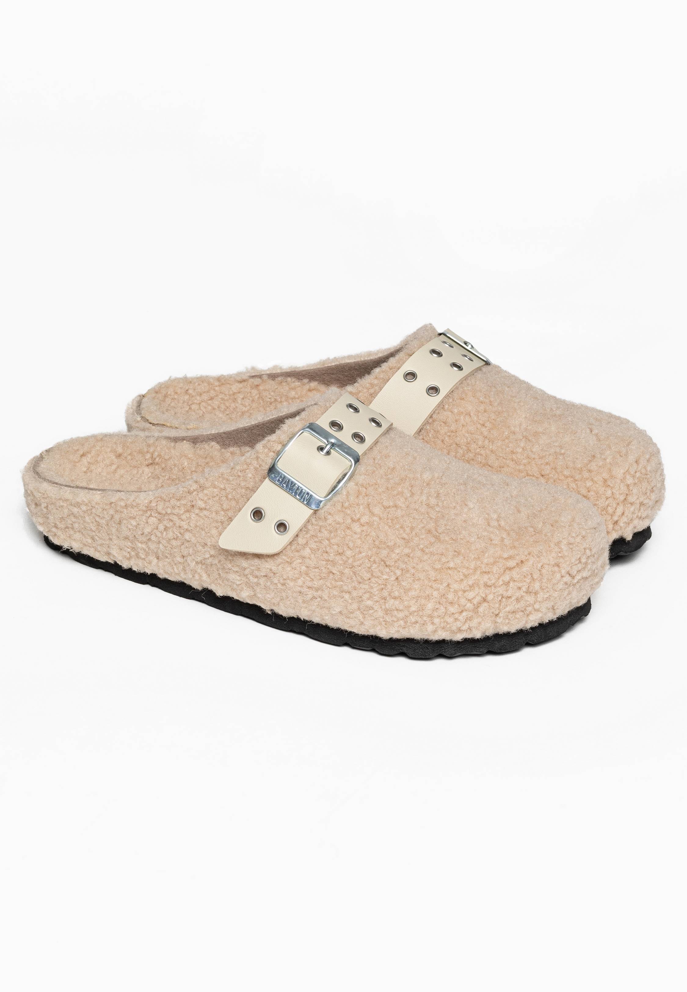 Volga Beige Clogs