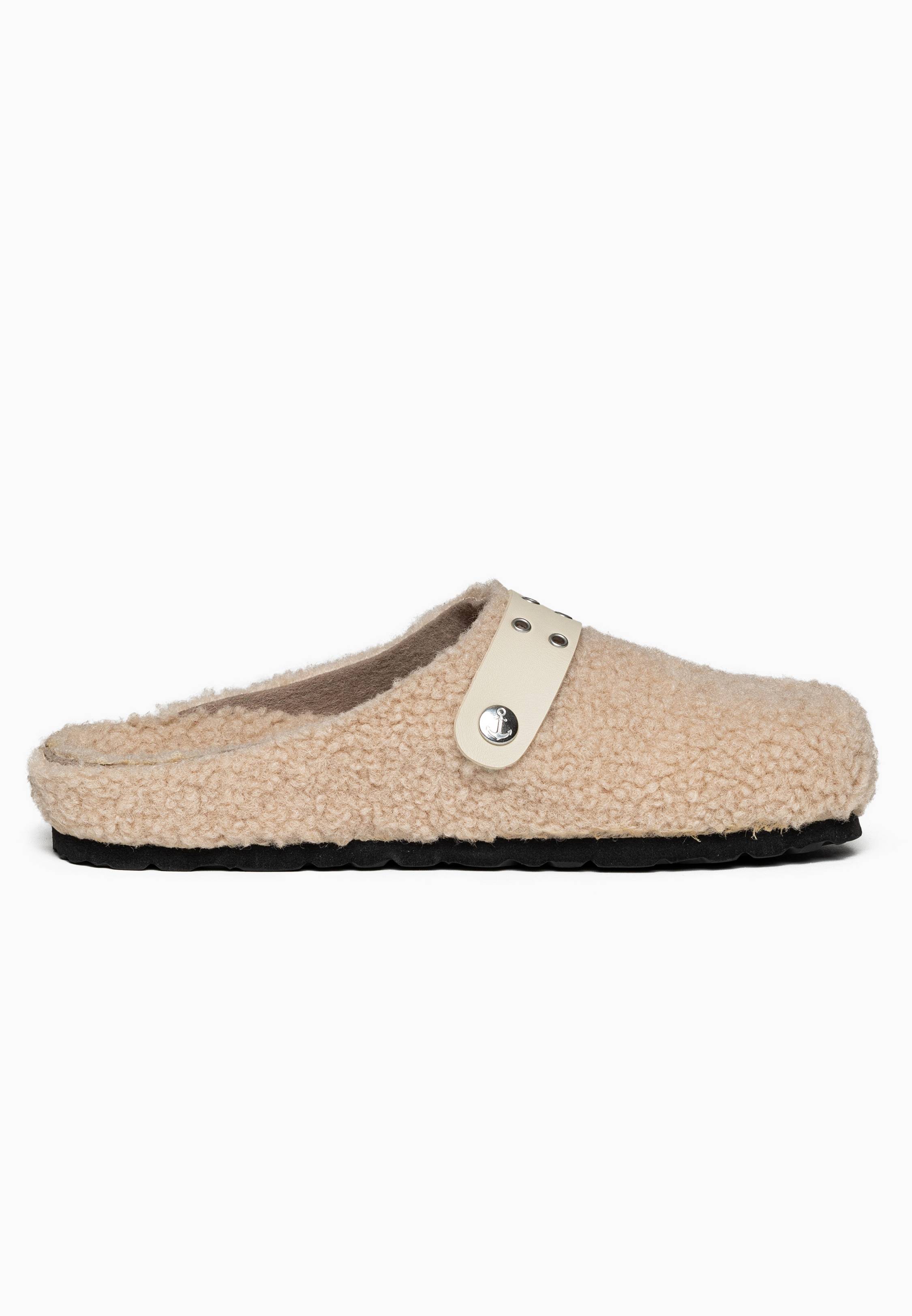 Volga Beige Clogs