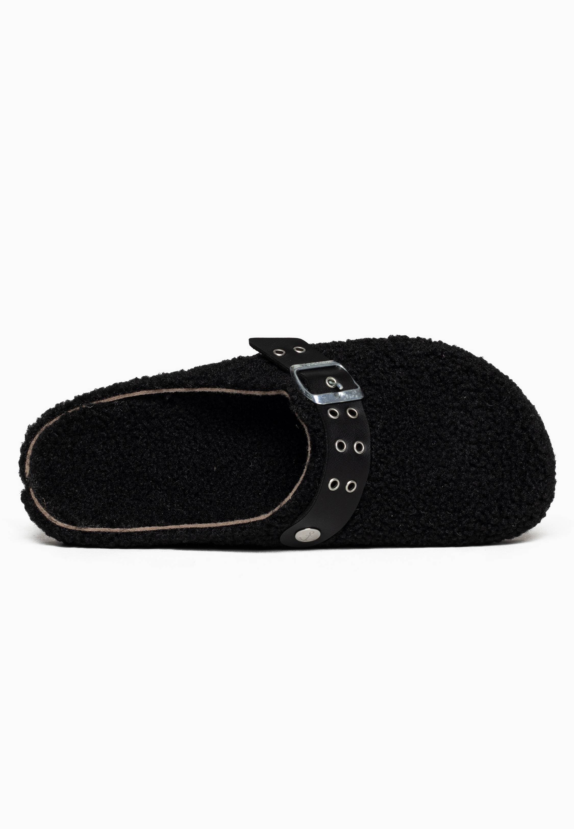 Volga Black Clogs