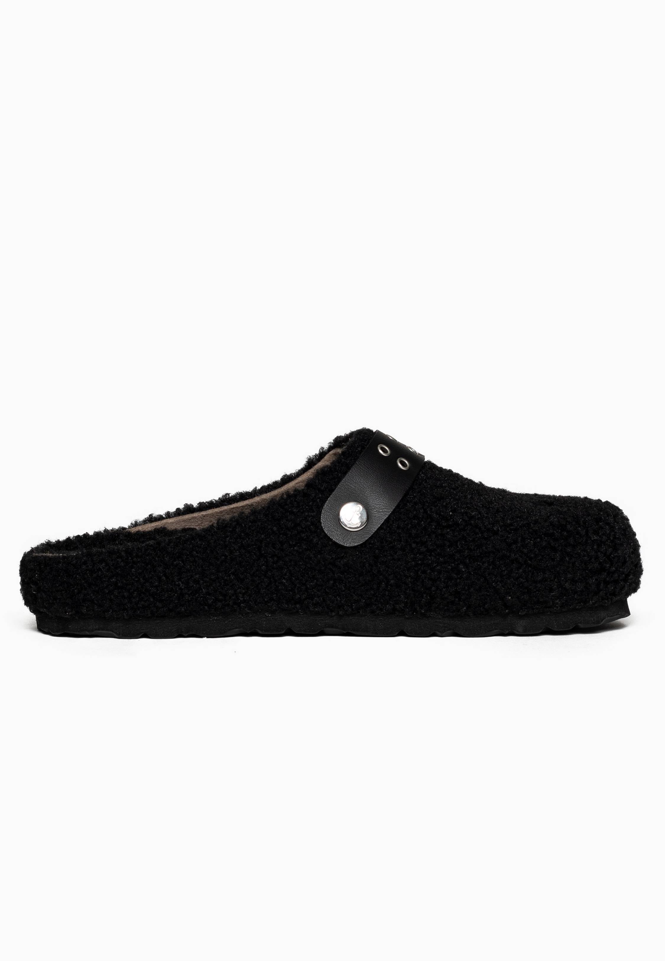 Volga Black Clogs