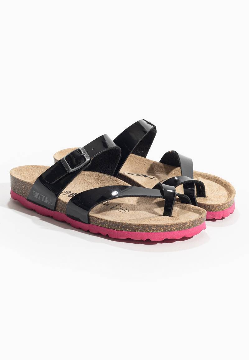 Cintra Black Toe-Strap Sandals