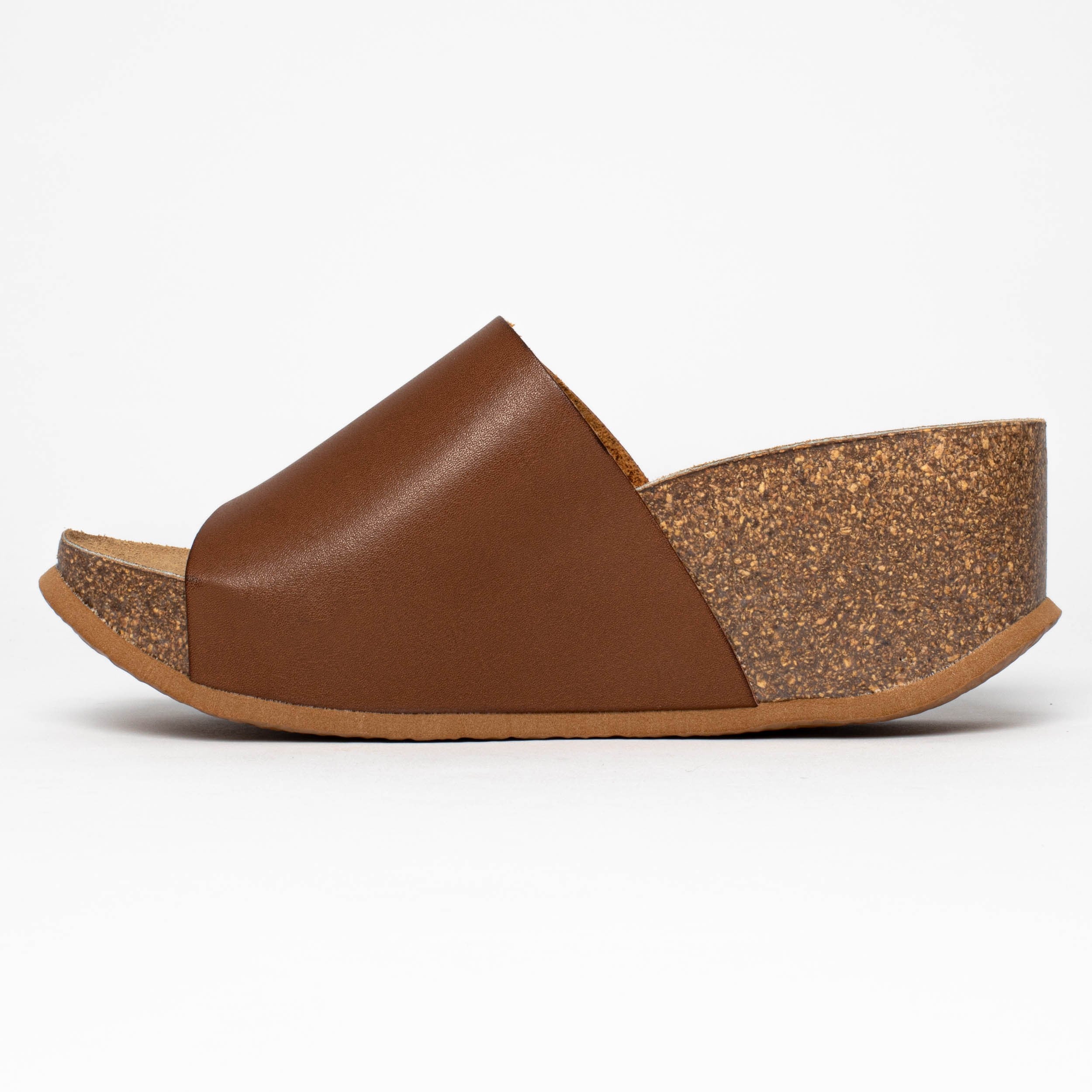 Fuerte Camel Wedge and Semi-Wedge Sandals