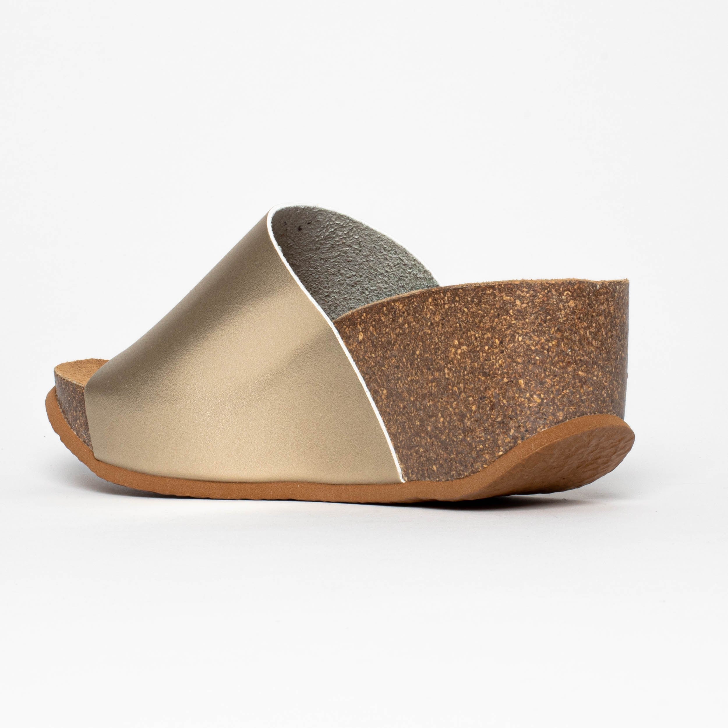 Fuerte Gold Wedge and Semi-Wedge Sandals