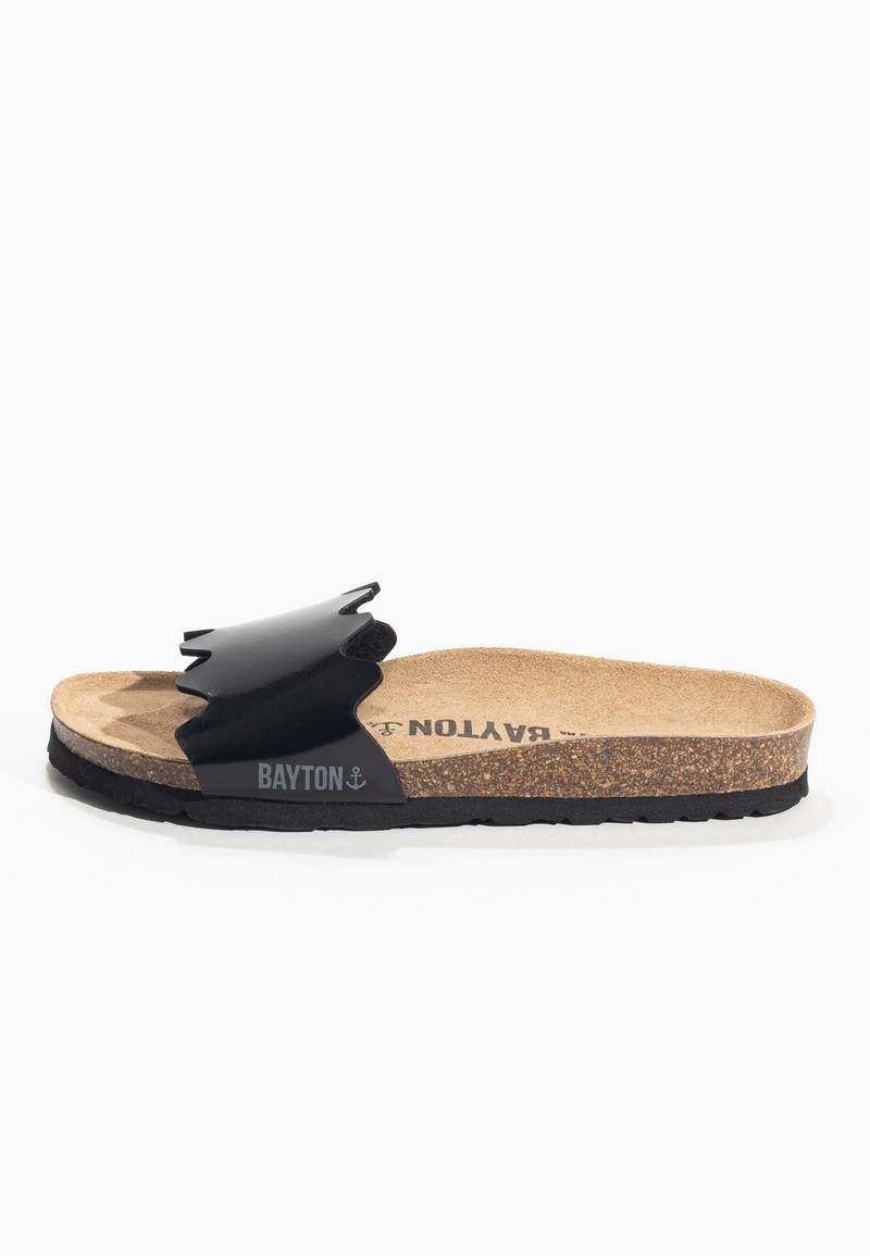 Dali Black 1 Strap Sandals