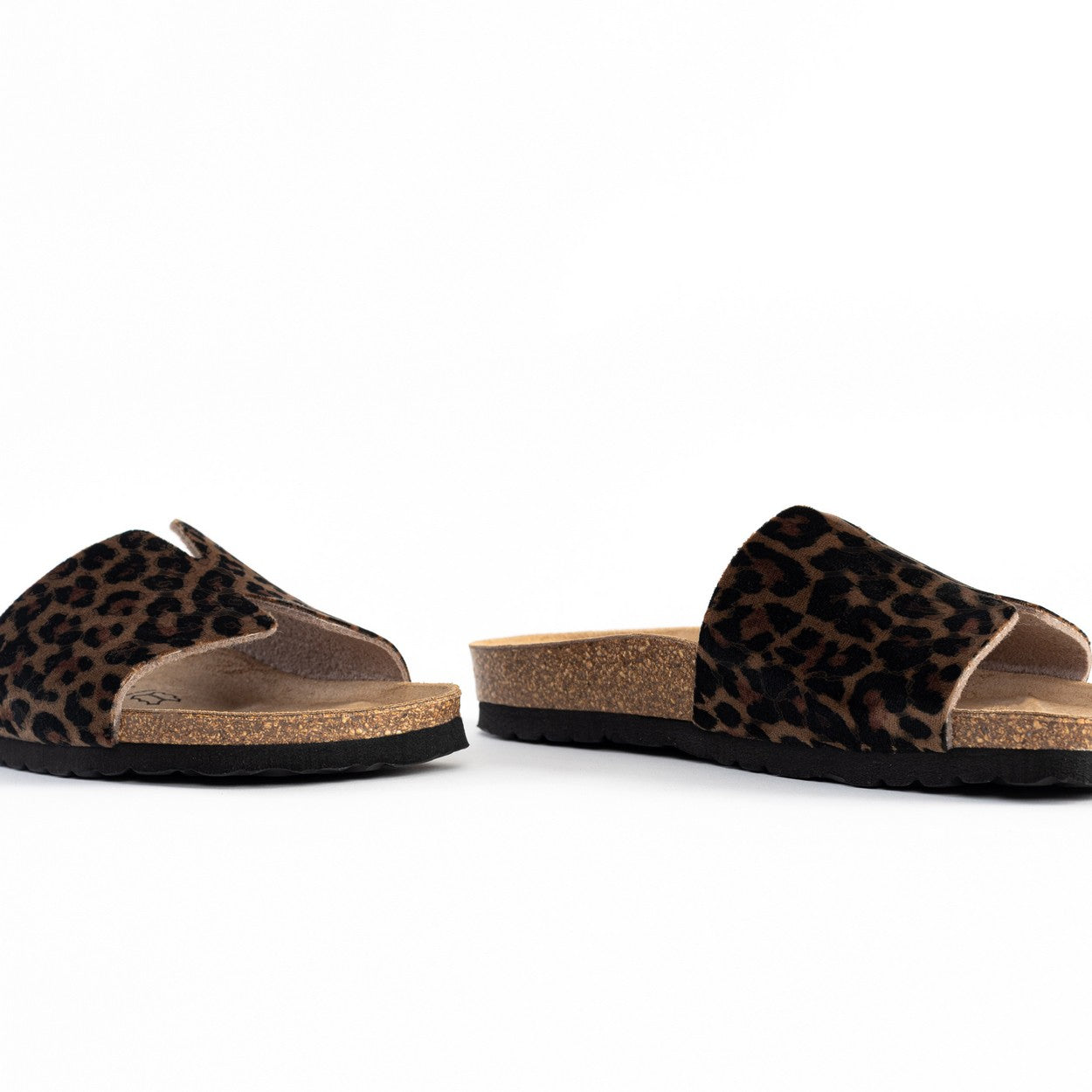 Sandalias con tira de leopardo Djilian 1