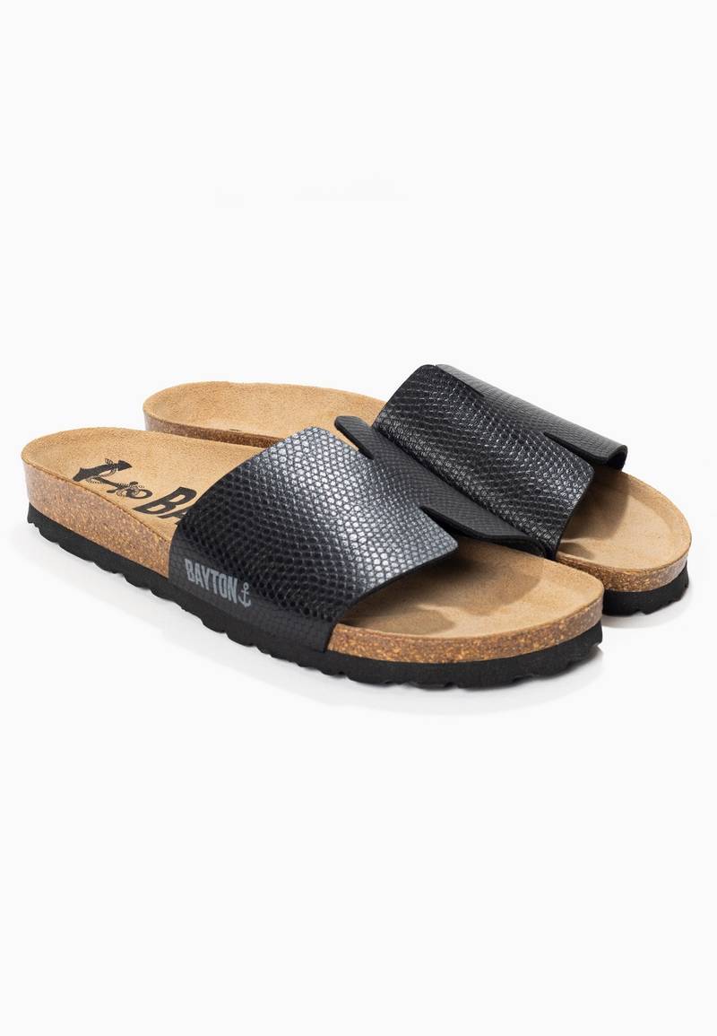 Djilian Black 1 Strap Sandals